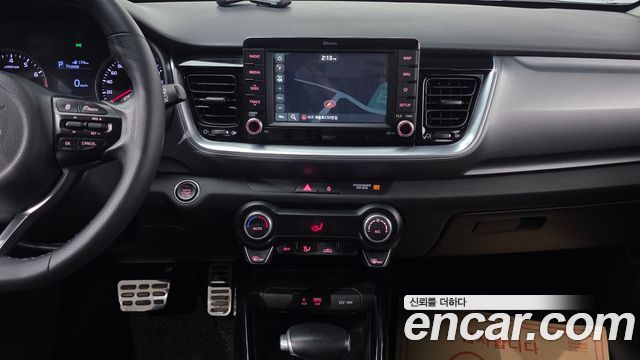 Kia Stonic 1.4 Prestige 2020 — фото 16