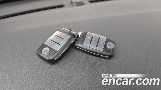 Kia Stonic 1.4 Prestige 2020 — фото 19