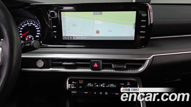 Kia K5 (III) 2.0 Prestige 2022 — фото 27