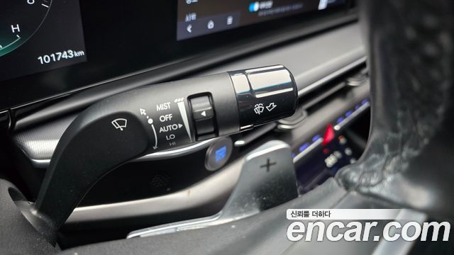 Hyundai Grandeur (GN7) 3.5 LPG 2WD (Taxi) Deluxe 2024 — фото 28