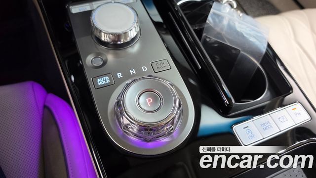 Genesis G80 (RG3) Gasoline 2.5 Turbo AWD 2025 — фото 9