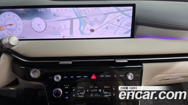 Genesis G80 (RG3) Gasoline 2.5 Turbo AWD 2025 — фото 12