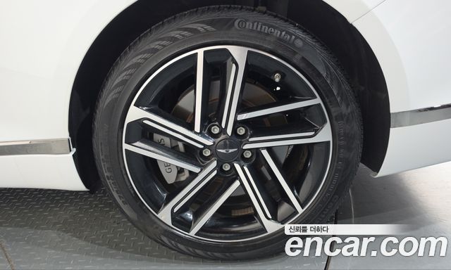 Genesis G80 (RG3) Gasoline 2.5 Turbo AWD 2025 — фото 21