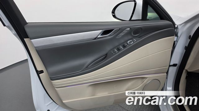 Genesis G80 (RG3) Gasoline 2.5 Turbo AWD 2025 — фото 24