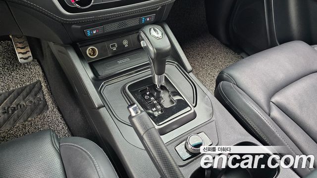KG Mobility (SsangYong) Rexton Sports Khan Diesel 2.2 4WD Dynamic Edition (5-Link) 2021 — фото 9