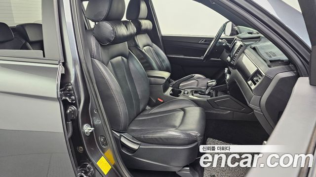 KG Mobility (SsangYong) Rexton Sports Khan Diesel 2.2 4WD Dynamic Edition (5-Link) 2021 — фото 26
