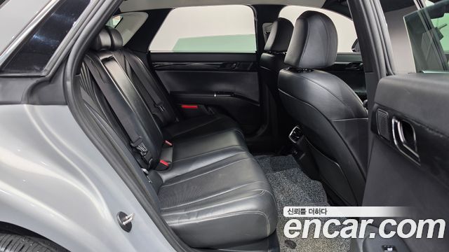 Hyundai Grandeur (GN7) 3.5 LPG 2WD (Taxi) Deluxe 2023 — фото 11