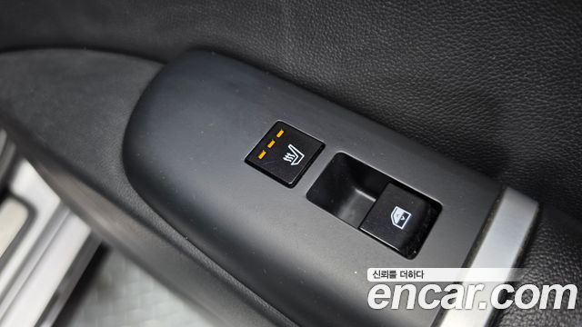 Hyundai Grandeur (GN7) 3.5 LPG 2WD (Taxi) Deluxe 2023 — фото 19