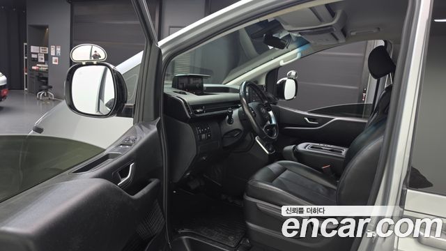 Hyundai Staria Cargo 3-Seater Modern 2022 — фото 10