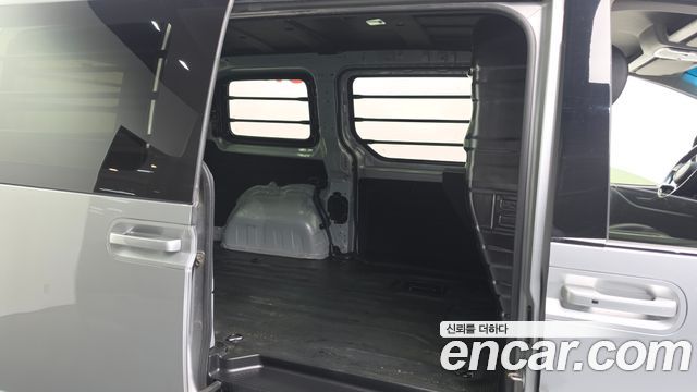 Hyundai Staria Cargo 3-Seater Modern 2022 — фото 11