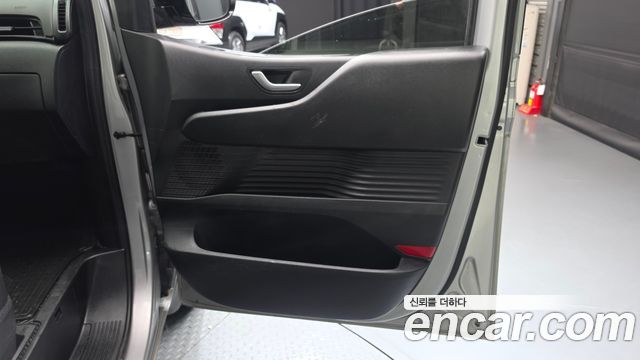Hyundai Staria Cargo 3-Seater Modern 2022 — фото 25
