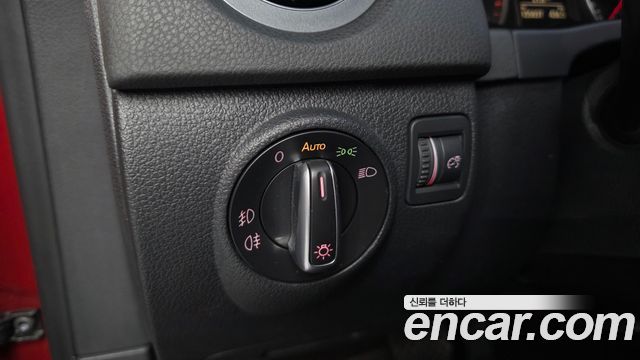 Volkswagen Tiguan 2.0 TDI Comfort 5N 2015 — фото 17