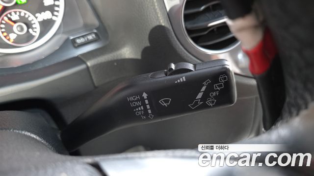 Volkswagen Tiguan 2.0 TDI Comfort 5N 2015 — фото 18