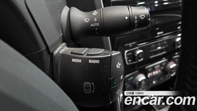Renault Korea SM7 Nova LPLI 2.0 LPe Disabled 2019 — фото 30