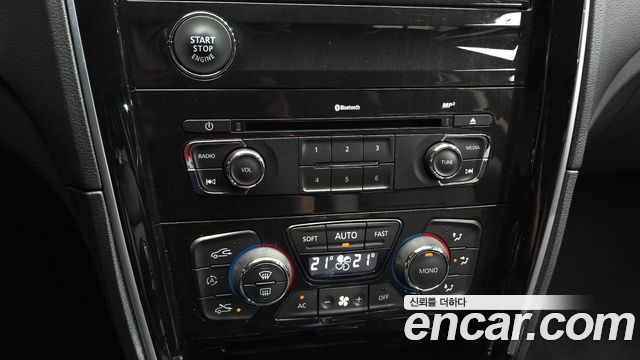 Renault Korea SM7 Nova LPLI 2.0 LPe Disabled 2019 — фото 31