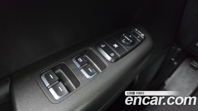 Kia Sportage (IV) Gasoline 2.0 2WD Noblesse 2018 — фото 11