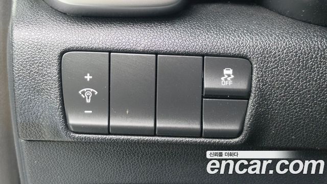Kia Sportage (IV) Gasoline 2.0 2WD Noblesse 2018 — фото 12