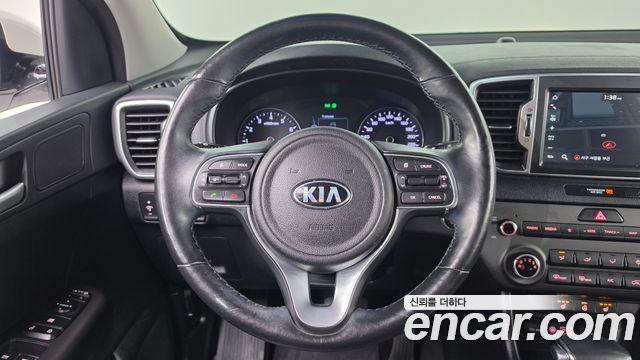 Kia Sportage (IV) Gasoline 2.0 2WD Noblesse 2018 — фото 13