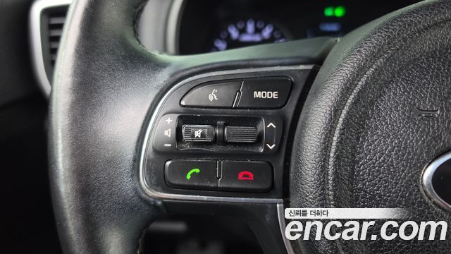 Kia Sportage (IV) Gasoline 2.0 2WD Noblesse 2018 — фото 14