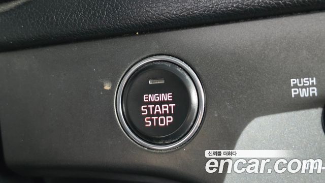 Kia Sportage (IV) Gasoline 2.0 2WD Noblesse 2018 — фото 20