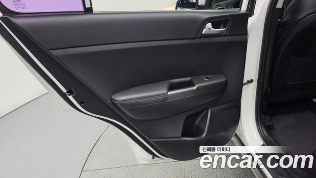 Kia Sportage (IV) Gasoline 2.0 2WD Noblesse 2018 — фото 25