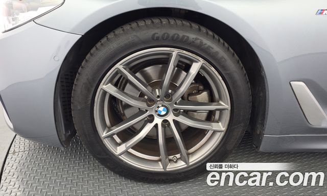 BMW 5 Series (G30) 520d M Sport Package Plus 2019 — фото 5