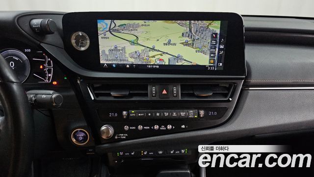 Lexus ES300h (VII) Luxury Plus 2022 — фото 12