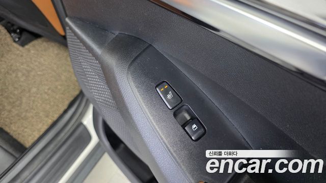 Kia Seltos Gasoline 1.6 Turbo 2WD Signature 2023 — фото 18