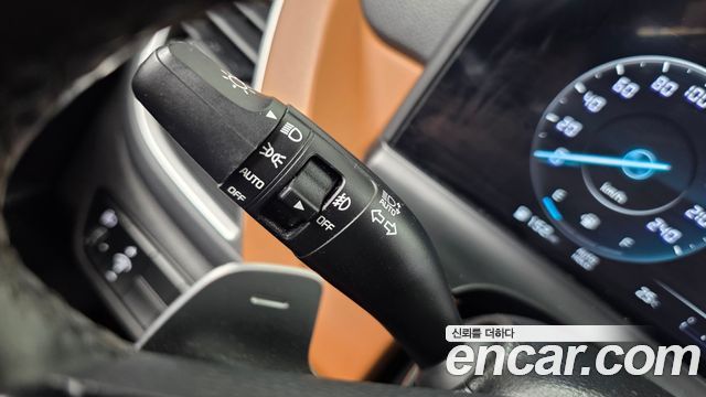 Kia Seltos Gasoline 1.6 Turbo 2WD Signature 2023 — фото 28