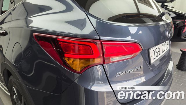 Hyundai Santa Fe The Prime Diesel 2.0 2WD Exclusive Special 2016 — фото 23