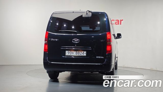 Hyundai Grand Starex Van 3-Seater Smart 2021 — фото 4