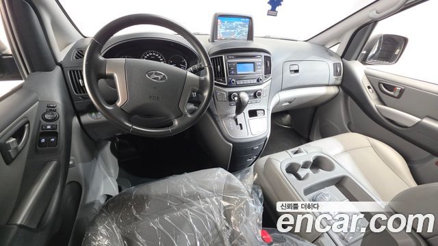 Hyundai Grand Starex Van 3-Seater Smart 2021 — фото 7