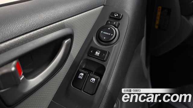 Hyundai Grand Starex Van 3-Seater Smart 2021 — фото 27
