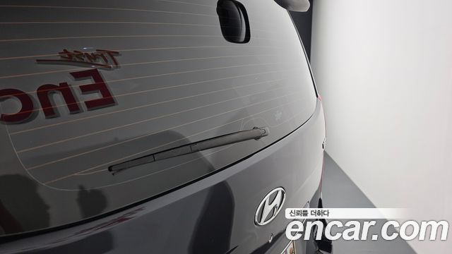 Hyundai Grand Starex Van 3-Seater Smart 2021 — фото 29