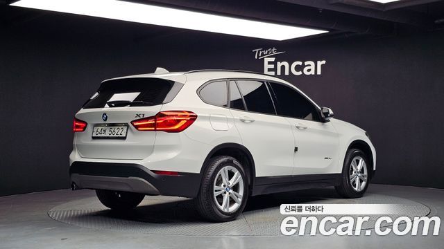 BMW X1 (F48) xDrive 18d 2017 — фото 2