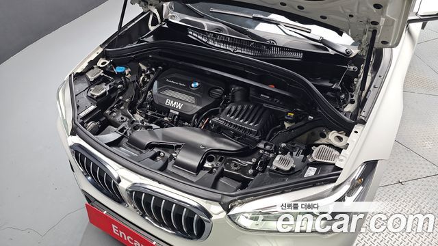 BMW X1 (F48) xDrive 18d 2017 — фото 6