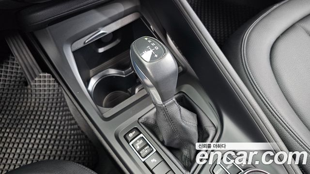 BMW X1 (F48) xDrive 18d 2017 — фото 9