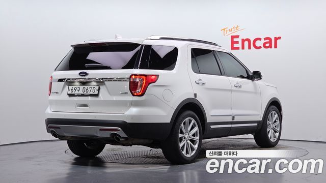 Ford Explorer 2.3 Limited 4WD 5th 2016 — фото 2