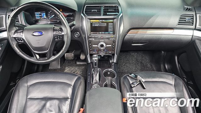 Ford Explorer 2.3 Limited 4WD 5th 2016 — фото 7