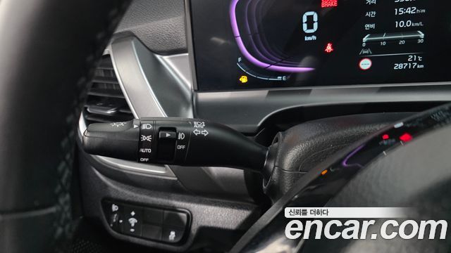 Kia Seltos Gasoline 1.6 Turbo 2WD Prestige 2025 — фото 29