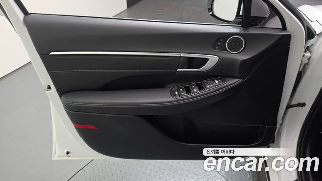 Hyundai Sonata The Edge (DN8) 2.0 LPG(Rent) Business 2 2024 — фото 24