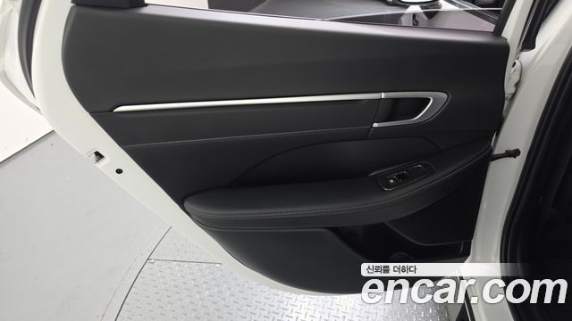 Hyundai Sonata The Edge (DN8) 2.0 LPG(Rent) Business 2 2024 — фото 25