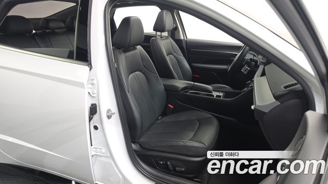 Hyundai Sonata The Edge (DN8) 2.0 LPG(Rent) Business 2 2024 — фото 26
