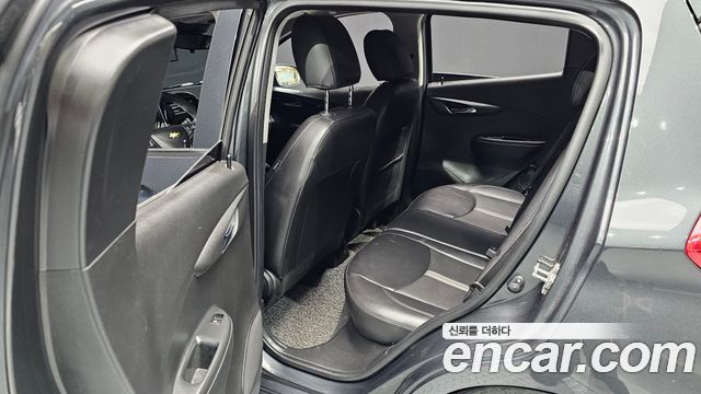 Chevrolet Spark Premier 2021 — фото 28