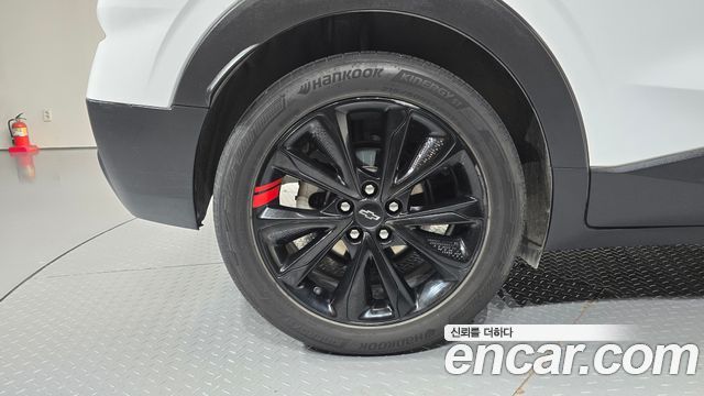 Chevrolet Bolt EUV Redline 2023 — фото 5