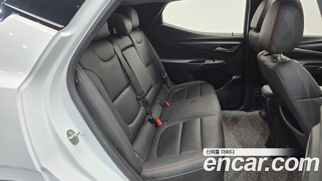 Chevrolet Bolt EUV Redline 2023 — фото 11