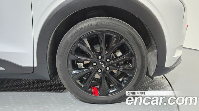 Chevrolet Bolt EUV Redline 2023 — фото 21