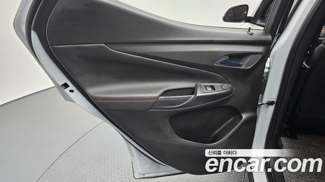 Chevrolet Bolt EUV Redline 2023 — фото 25