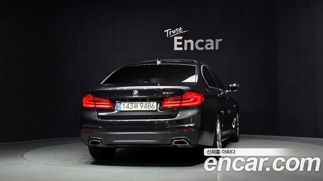 BMW 5 Series (G30) 520i M Sport 2020 — фото 4