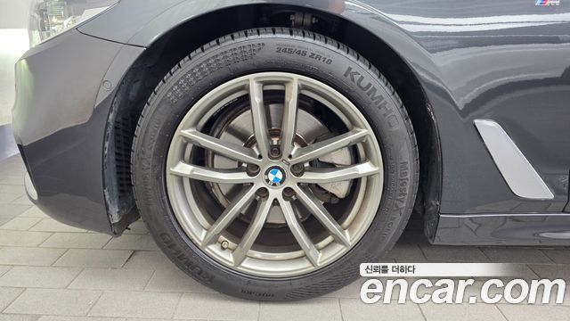 BMW 5 Series (G30) 520i M Sport 2020 — фото 5